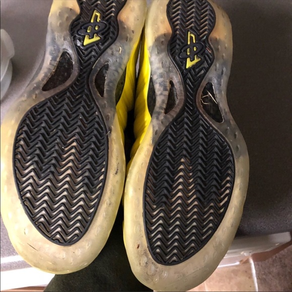 Men Nike Air Foamposites - Picture 3 of 3